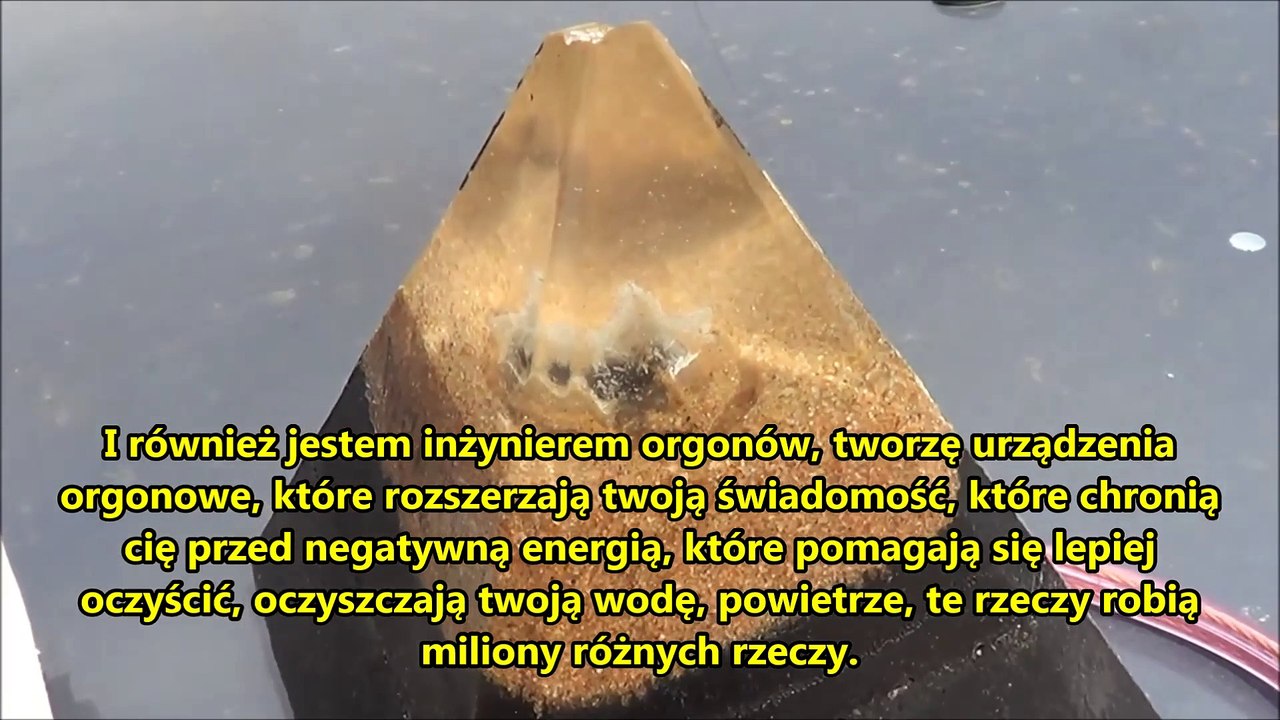 Zatrzymany przez policję człowiek posiadający przy sobie orgonity zostaje oskarżony o atak bombowy