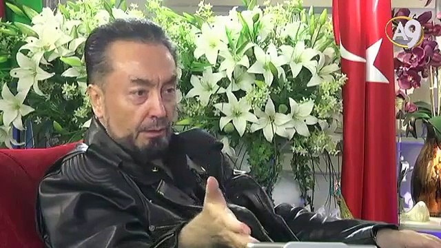 Atatürk vesilesiyle şu an Türkiye özgür ve demokratik bir ülkedir.