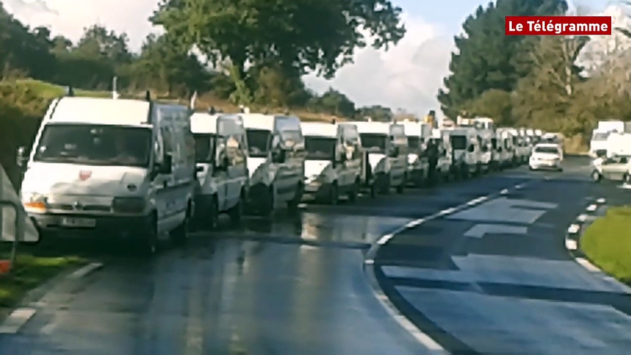 Paysans en colère. 200 agriculteurs rassemblés à Saint-Brieuc