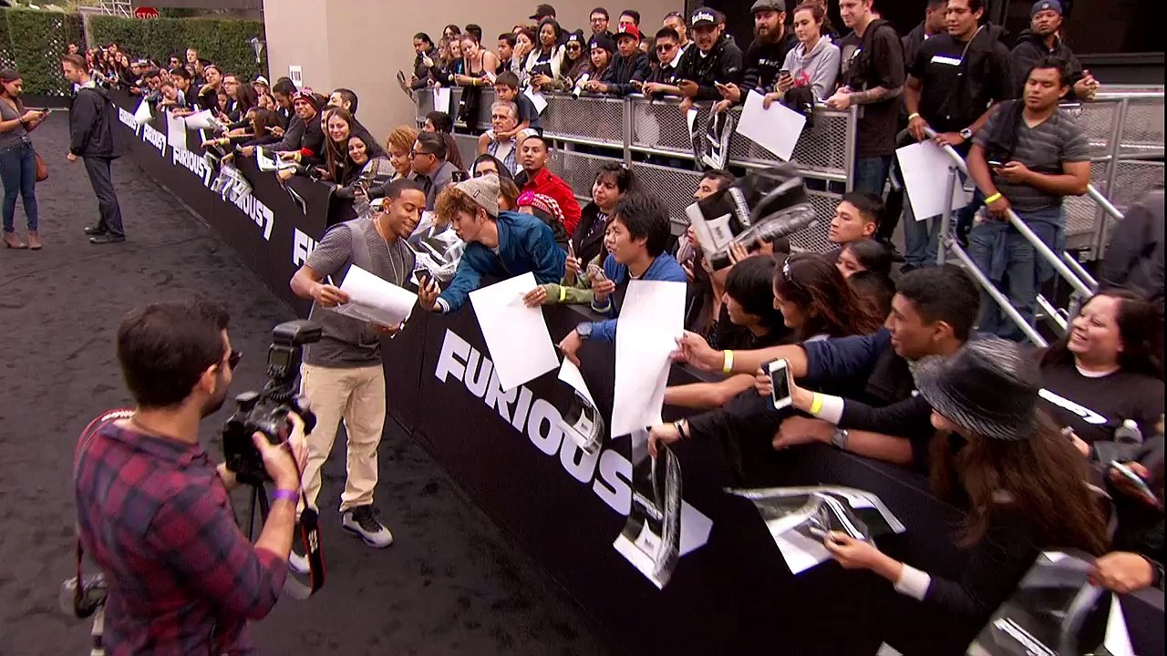 FAST & FURIOUS 7 - trailer lancer à Los Angeles