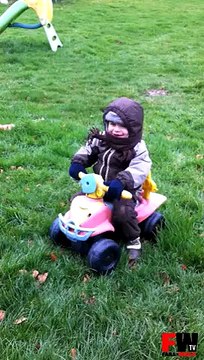 First Wheelie Toddler Fail - Fails World