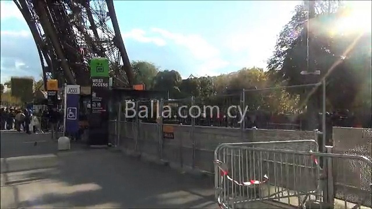 ΑΠΟΕΛ-Παρίσι-Πύργος Άιφελ-ουρά (2)