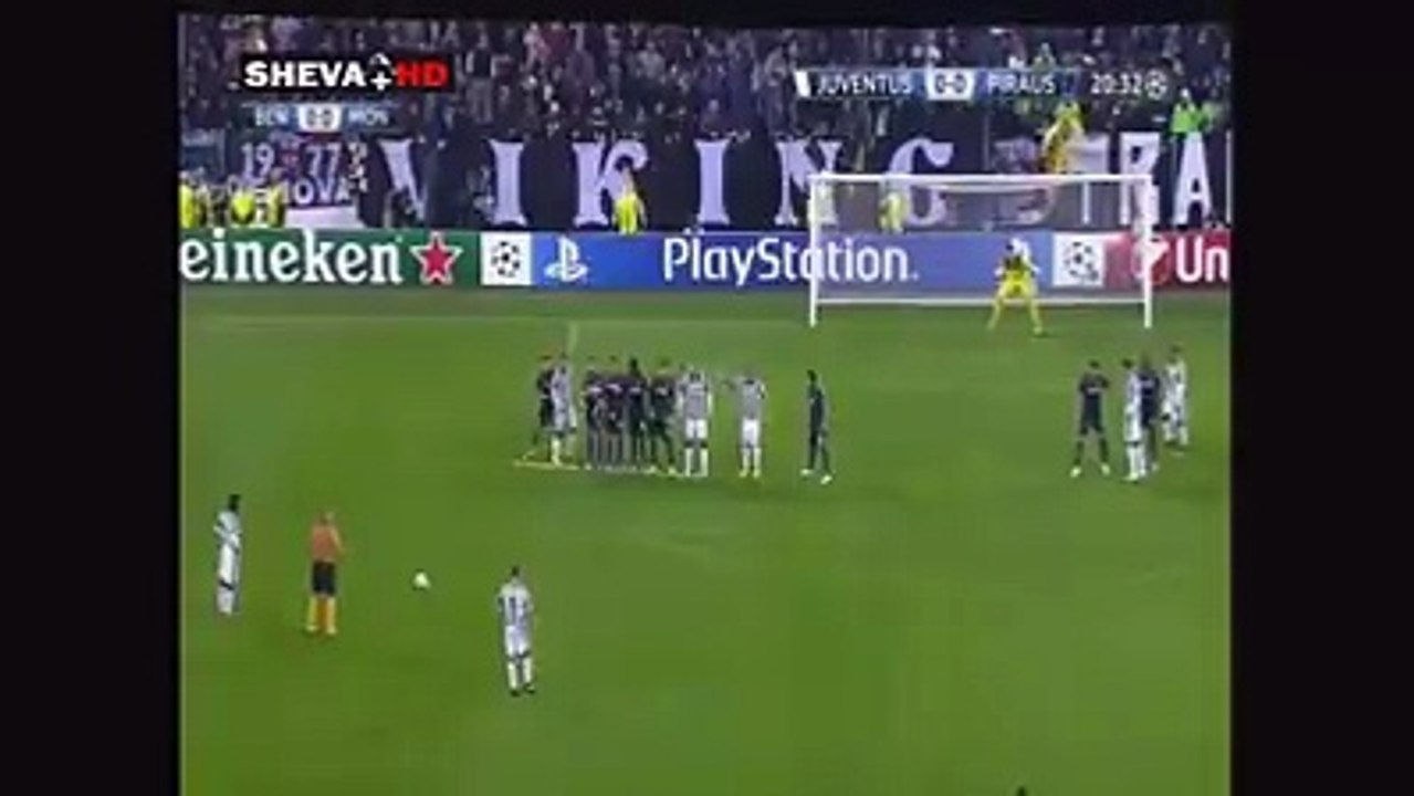 Juventus 1-0 Olympiakos # Andrea Pirlo Amazing Free..