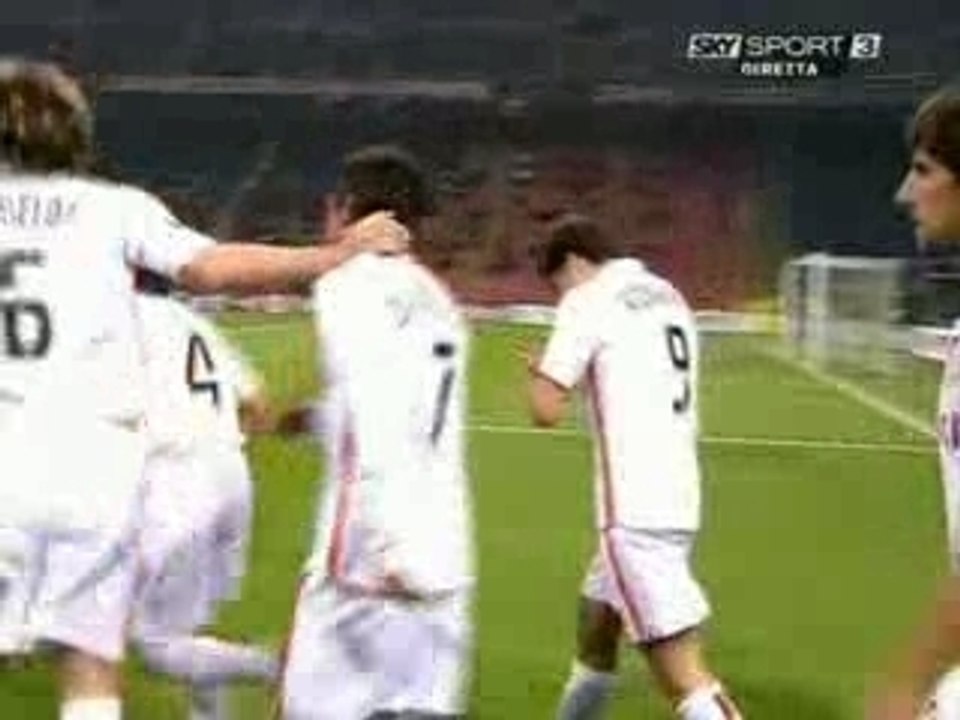 David Villa vs Inter (Freekick)