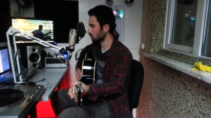 Remzi Türe - Duvar (Live Performance 🎶)