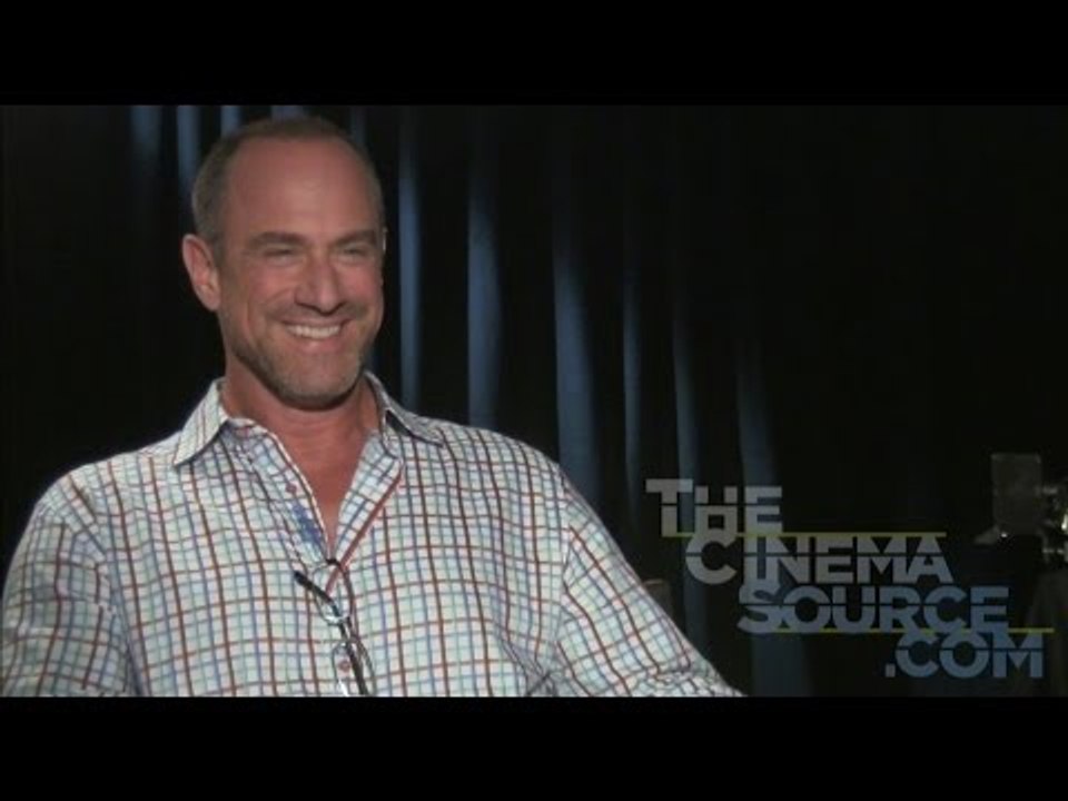 Chris Meloni Back on Law & Order: SVU?!