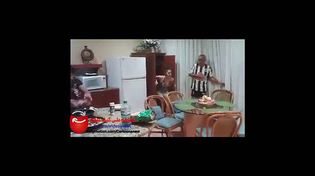 مقلب جميل الام وابنتها يقومون بعمل مقلب  خطير بالاب وكاد ان يتوقف  قلبه هههه