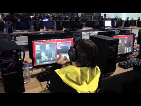 Na`Vi during pause in game versus LGD @ WCA 2014