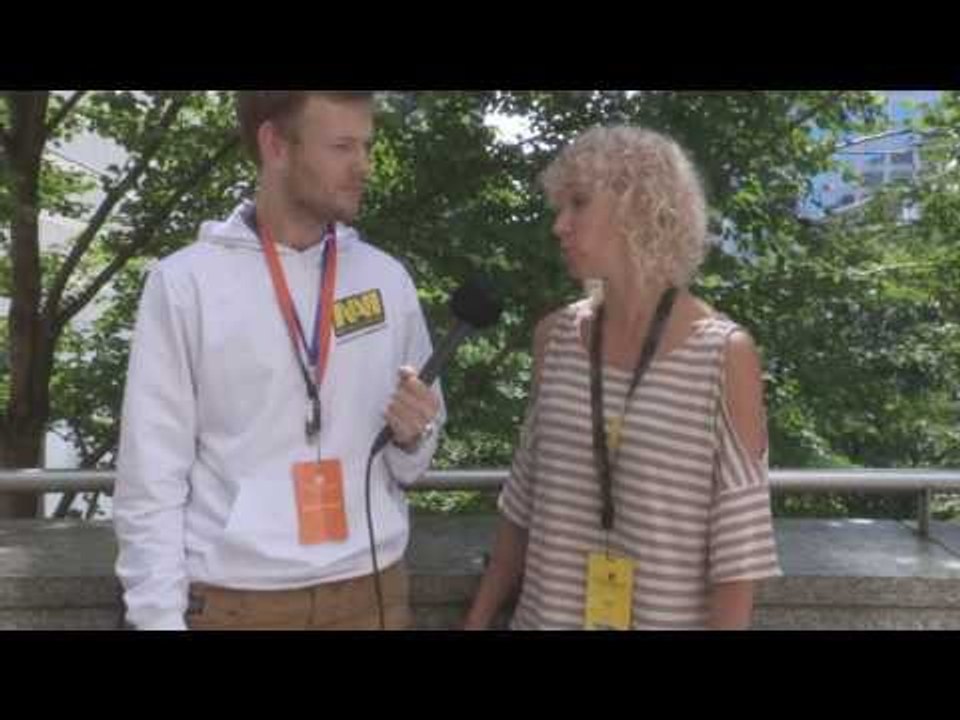 Interview with Dendi's mom @ The International 2013 (with Eng subs)