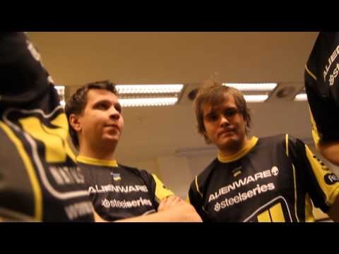 Na`Vi vs VeryGames: knife round and discussing before the game @ Esports Heaven Vienna