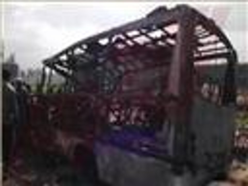 مصرع 19 طالبا مصريا باحتراق حافلة بدمنهور