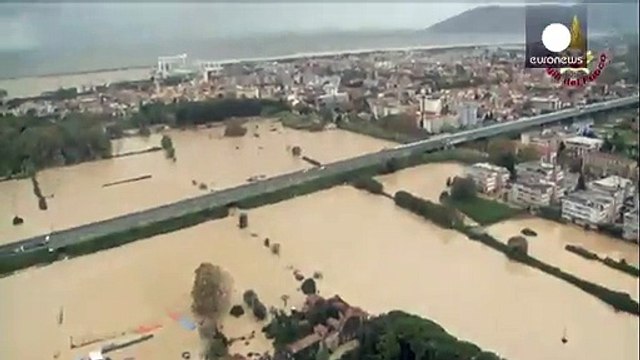 Italy: hundreds evacuated after flooding