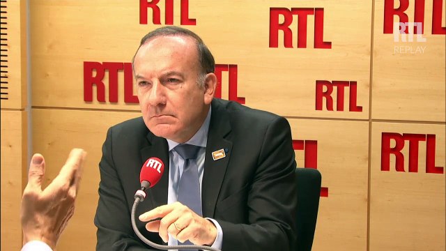 Pierre Gattaz : François Hollande doit restaurer la confiance auprès des chefs d'entreprise