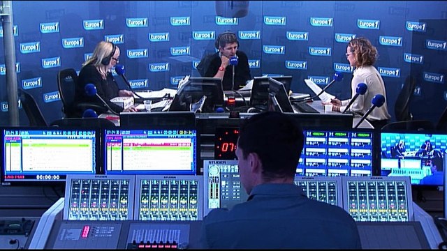 Emmanuel Macron séduit tout le monde, même les réverbères