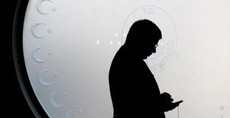 En Beğenilen Lider Araştırmasında Destici Sürprizi