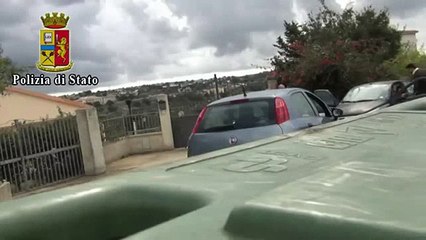 Modica (RG) - Cocaina in ovetti Kinder, arrestata coppia di ragusani (05.11.14)