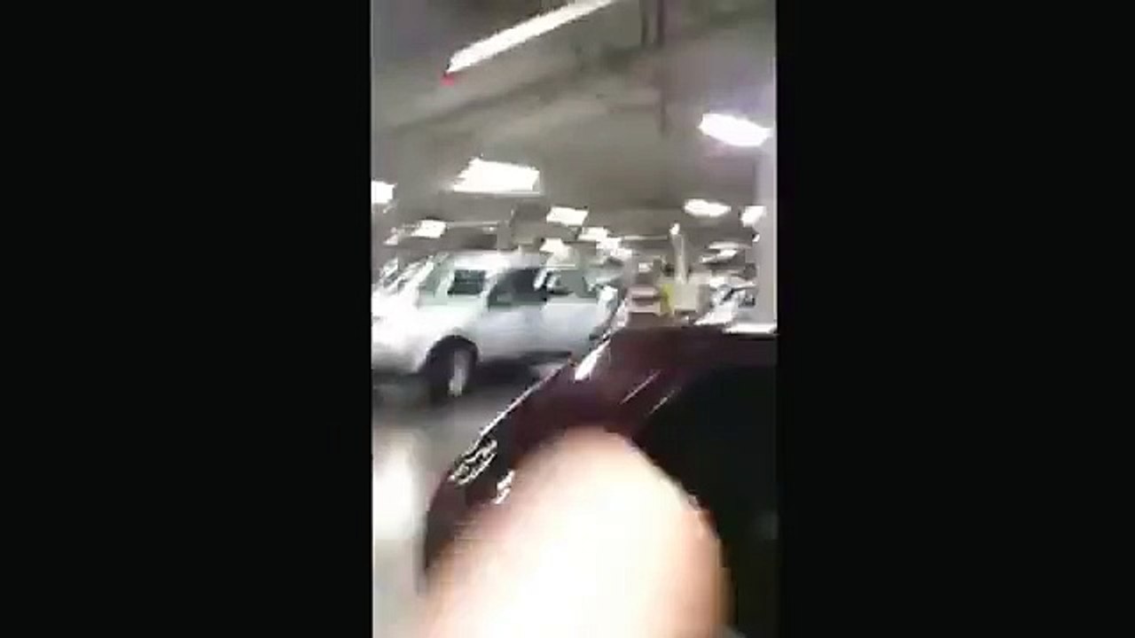 Road Rage pour une place de parking!!!