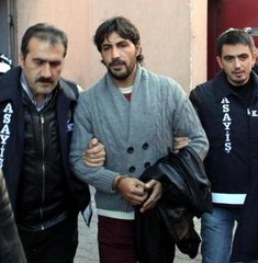 Boşanmak İsteyen 13 Yıllık Eşini 13 Bıçak Darbesiyle Öldürdü (3)