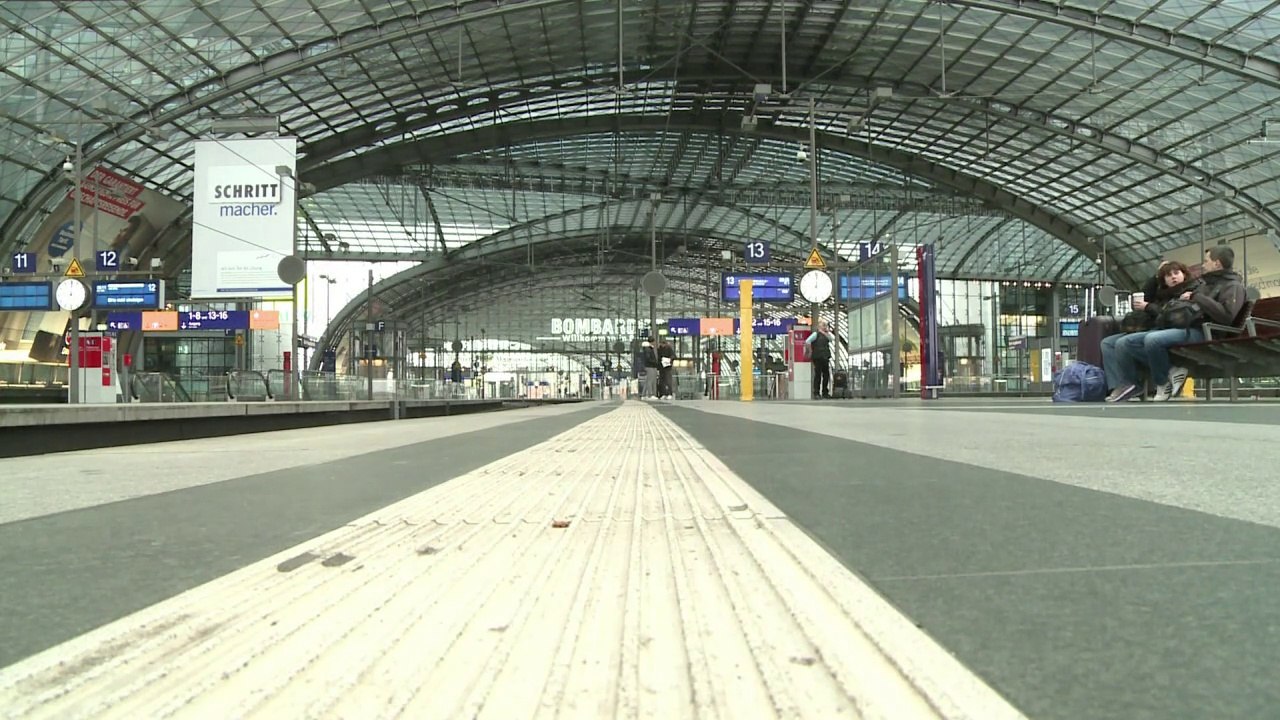 Les Allemands découvrent les importantes grèves des transports