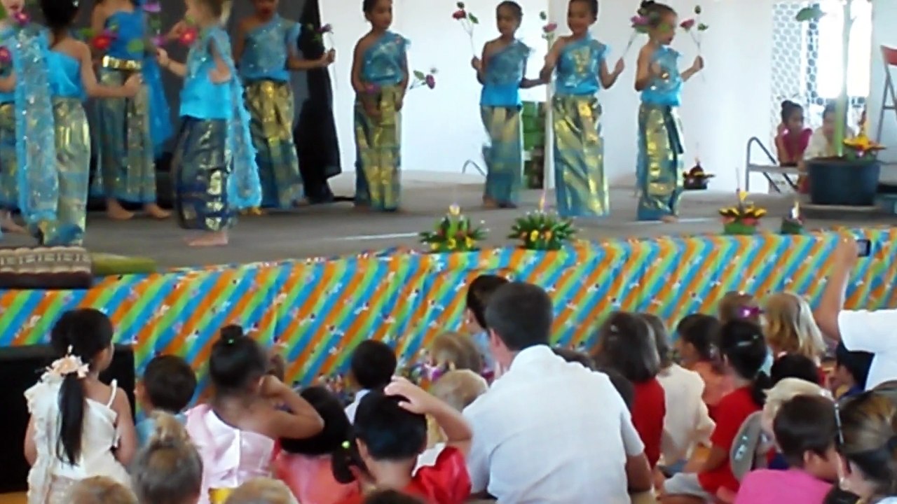 loy kratong 2