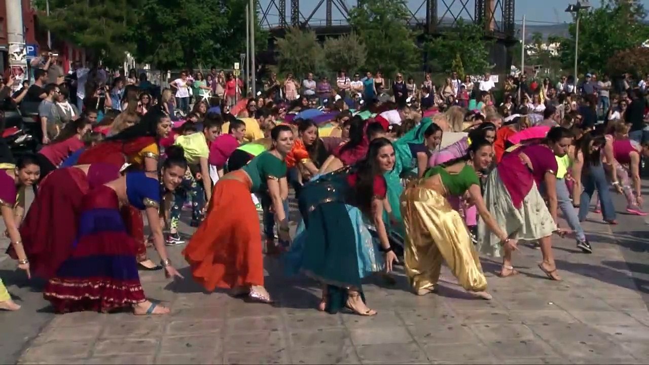 1st Bollywood Indian Dance Flash Mob in Greece