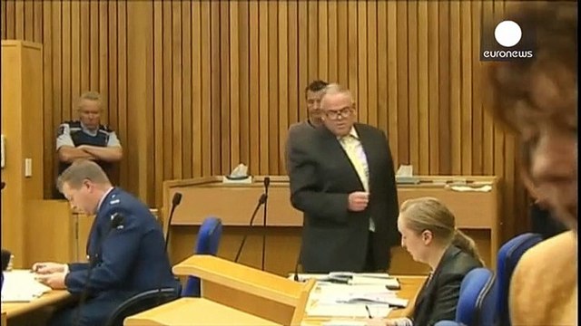 Batterista degli AC/DC accusato di istigazione all'omicidio