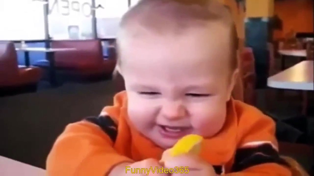 Compil' de bébés morts de rire