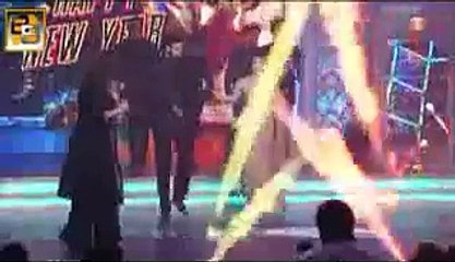 Happy New Year Movie REVIEW   Total BLOCKBUSTER BY z2 video vines