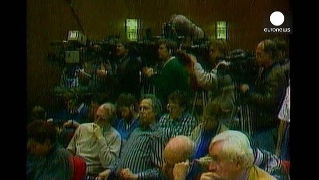 O Dia em que o Muro de berlim deixou de dividir a Europa 