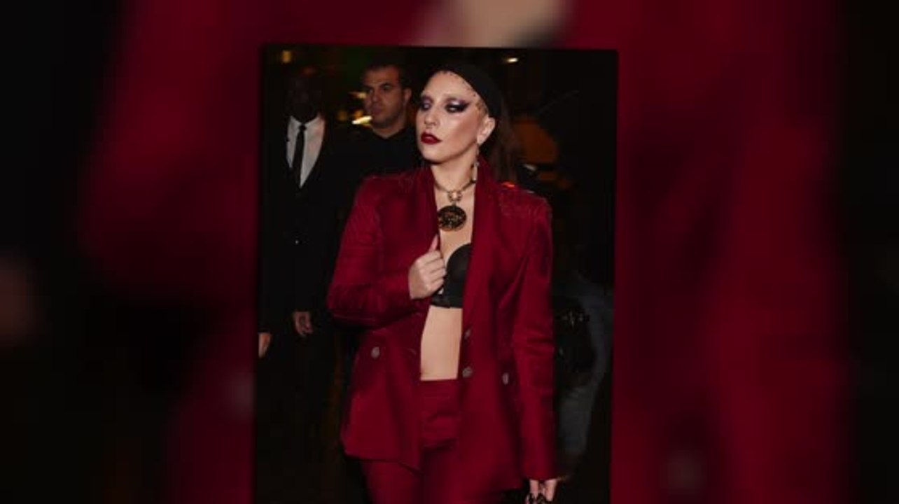 Lady Gaga scheint ein paar Teile ihres Outfits vergessen zu haben