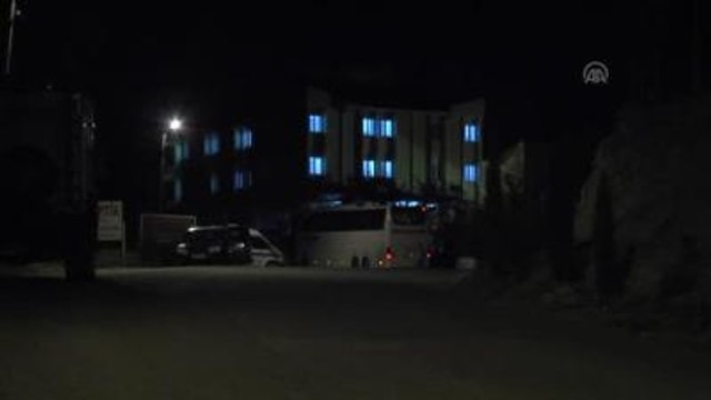 İşçi Yakınları Hastane ve Maden Ocağı Önüne Gelmeye Başladı