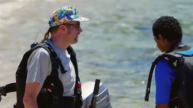 FRANÇOIS DAMIENS EN CORSE- LE PLONGEUR