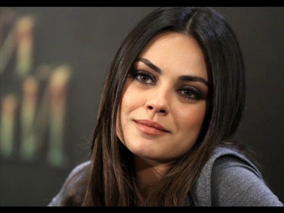 Breaking News of Quiz on 6 Sexy n Beautiful actresses-Just name them 1 by 1