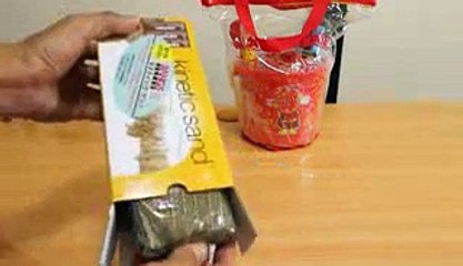 キネティックサンド 家の中で砂場遊びができる！キネティックサンドとアンパンマン砂場セットでトンネルを作ってみよう！