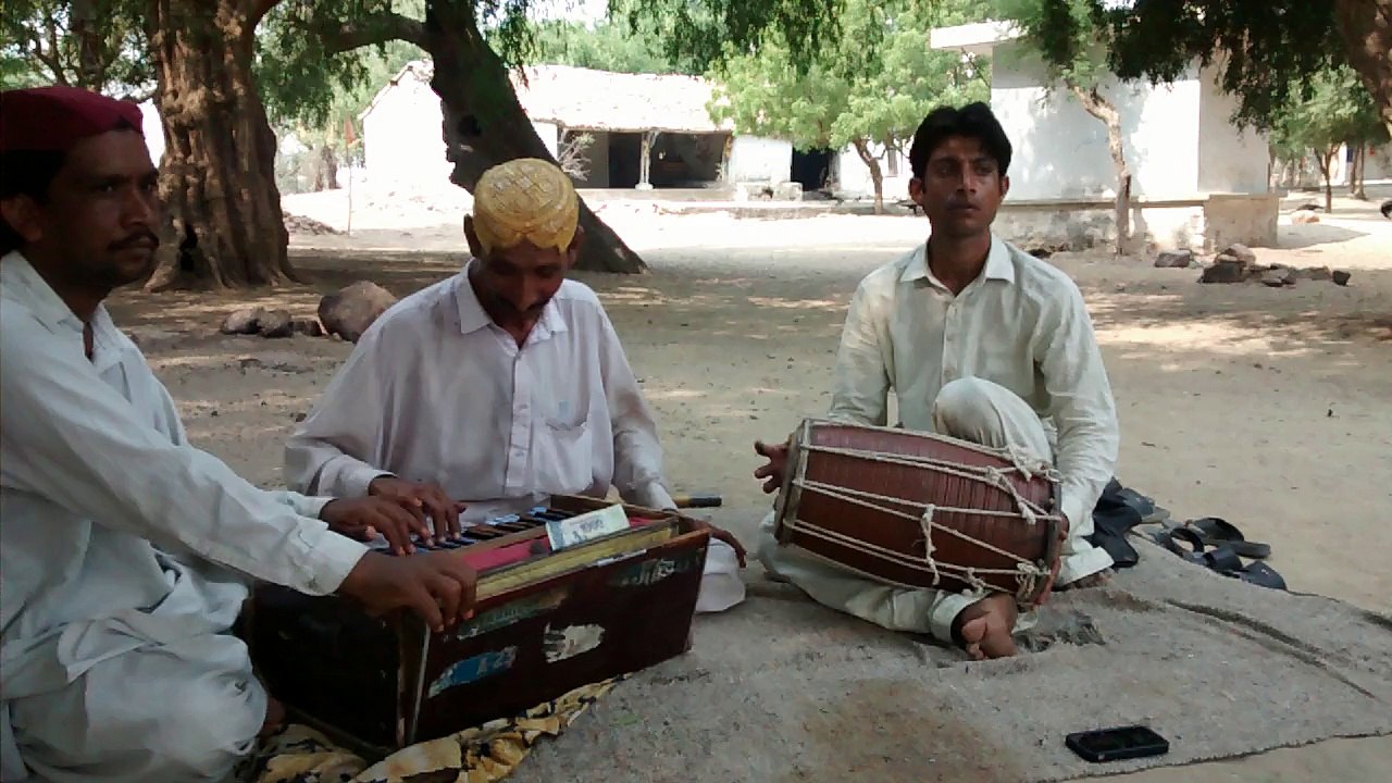 Musicians in Thar
