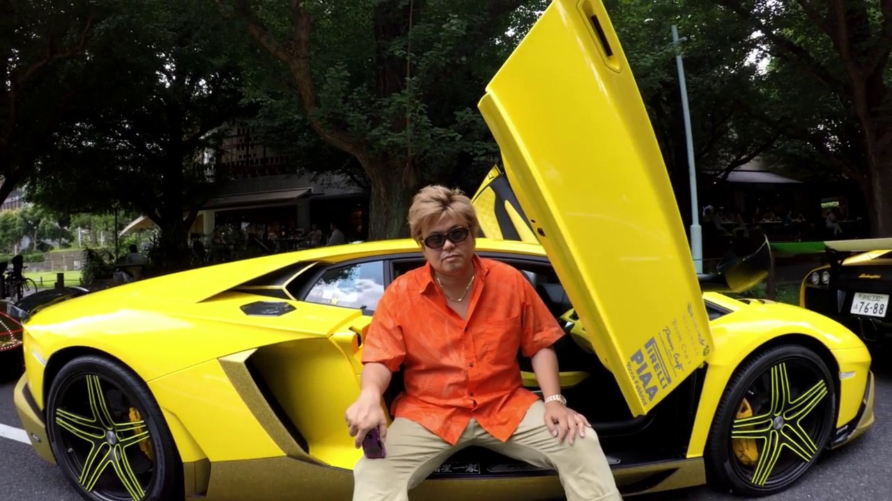 Course de voitures dans les rues de Tokyo - GoPro 4K!