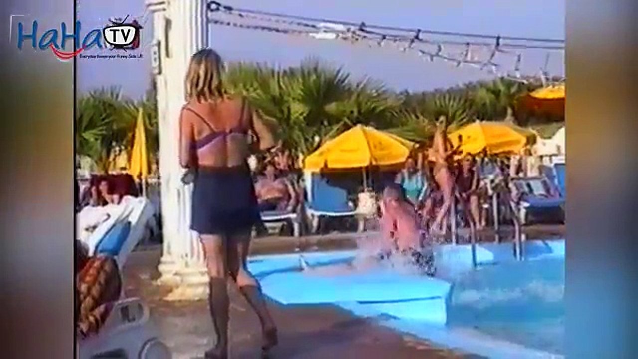 Funny Fails : Funny Hidden Camera Pranks & Gags on Beach