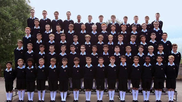 Les Petits Chanteurs à la Croix de Bois - J'entends une chanson qui me reveille