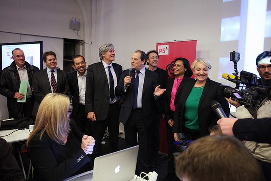 Retour sur la Support party organisée à Solférino pour l'émission «En direct avec les Français» #DirectPR