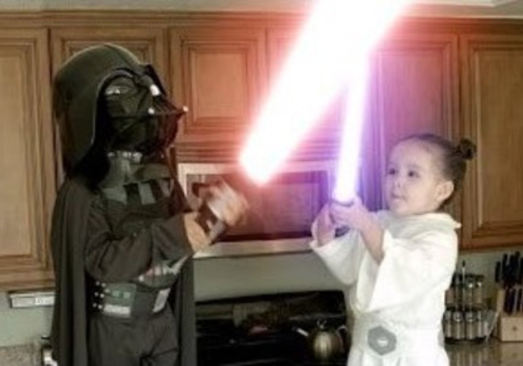 Jedi Babies Battle for Cupcake