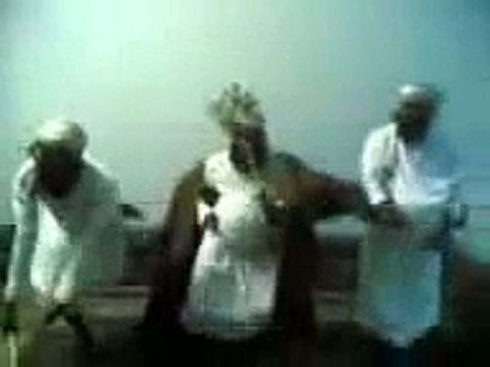 Funny Molvi Dance - Video Dailymotion