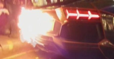 Hava Atayım Derken Lamborghini'yi Yakıyordu
