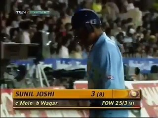 Download Video: Waqar Younis 5 for 31 India v Pakistan at Sharjah 2000