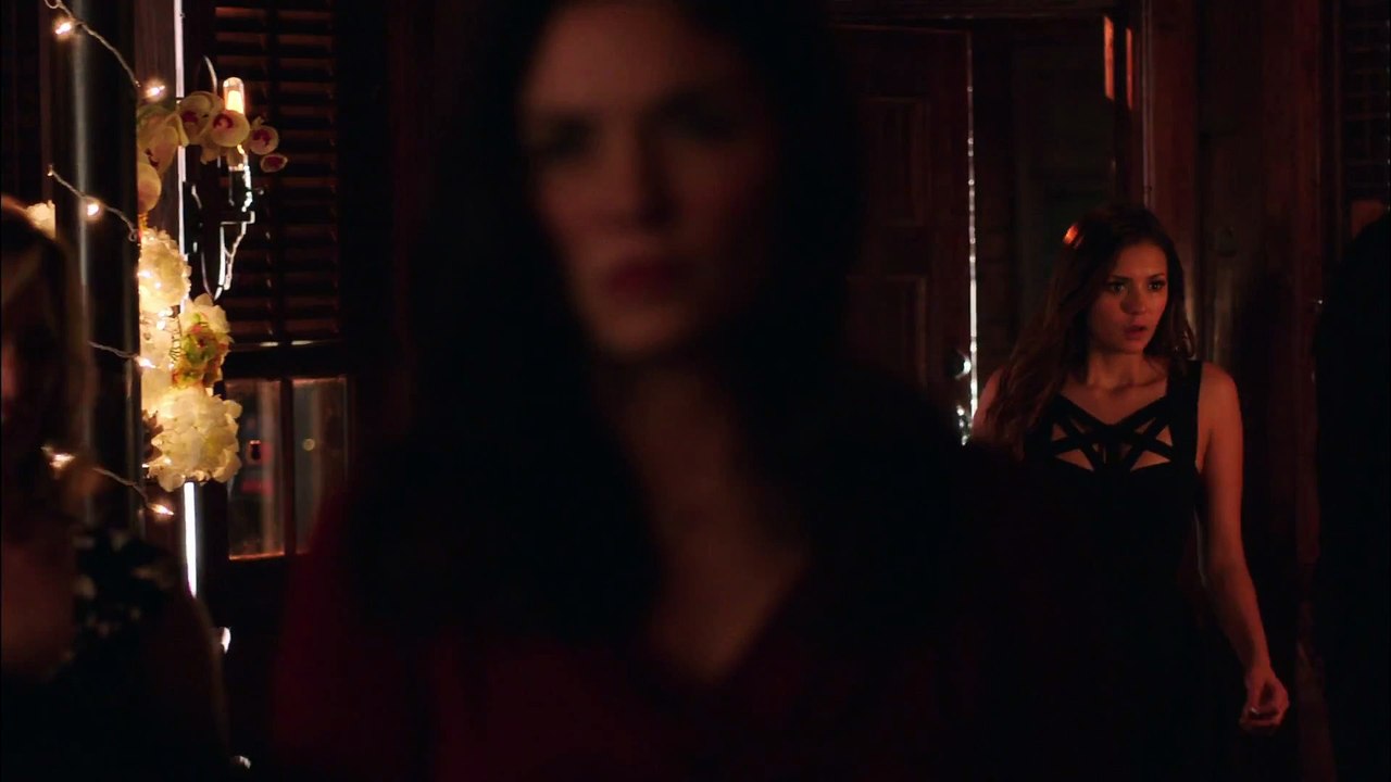 The Vampire Diaries - Do You Remember The First Time? Trailer