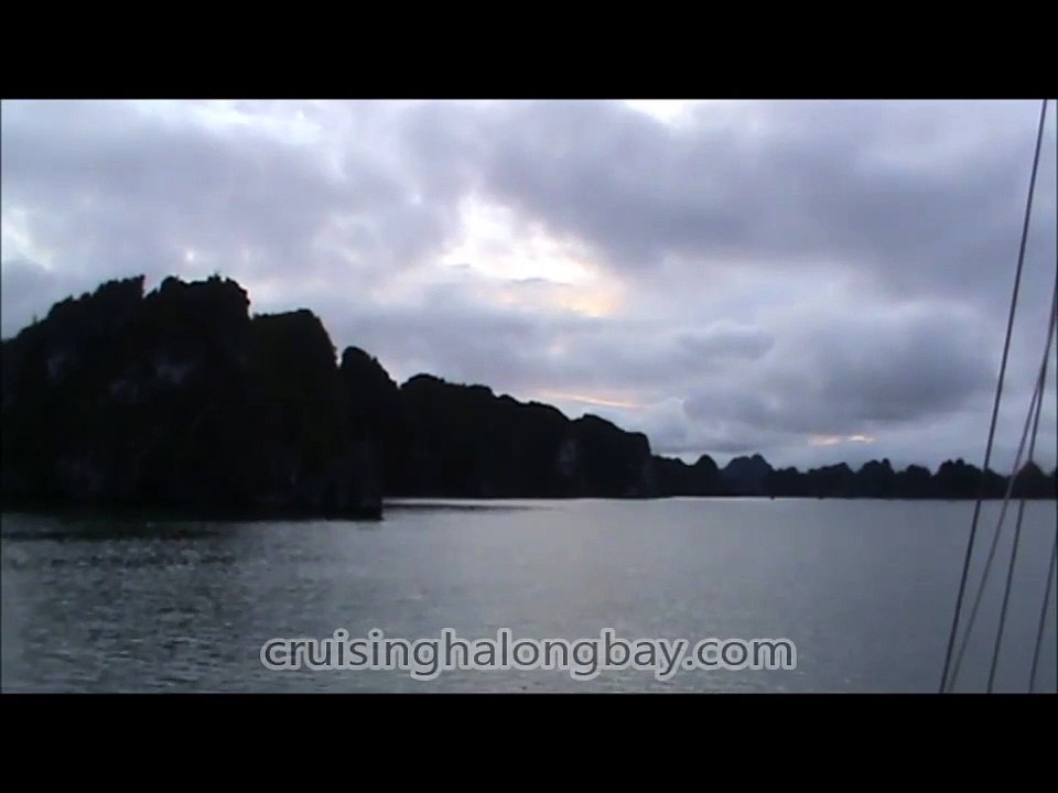 halong bay holidayt