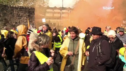 Video herunterladen: Liaisons maritimes. 1.500 manifestants à Vannes