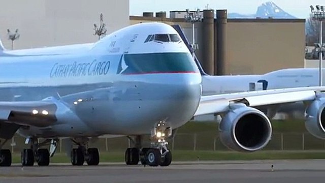 Cathay Pacific Boeing 747- 800 F Taxi Test - Beautiful View