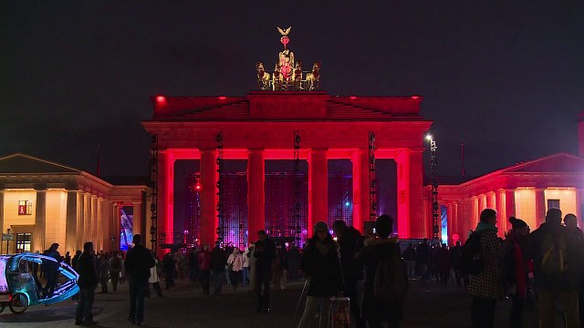 25 ans de la chute du mur de Berlin: coup d'envoi des festivités