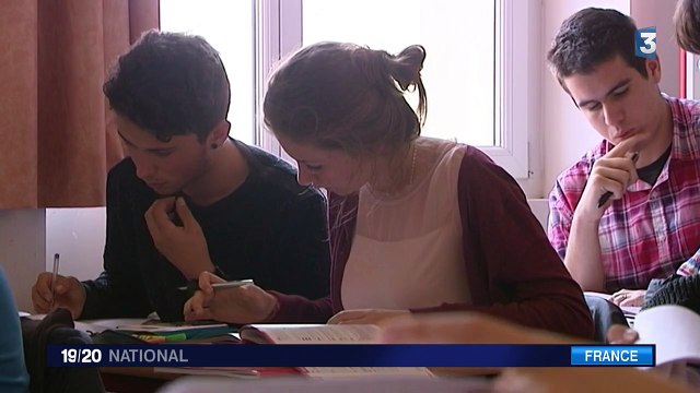 Des cours de parapente dans des lycées français