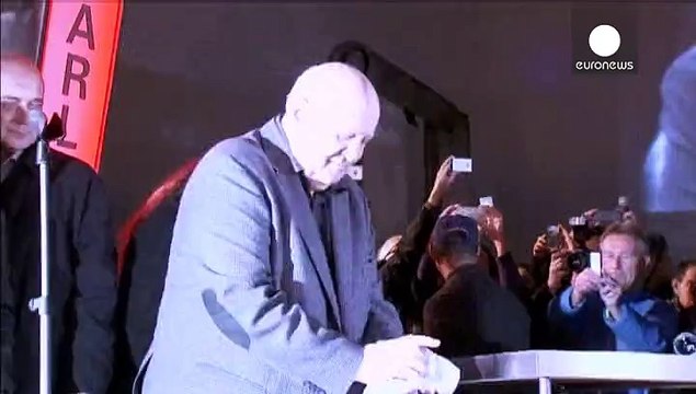 Muro de Berlim ilumina-se 25 anos depois da queda